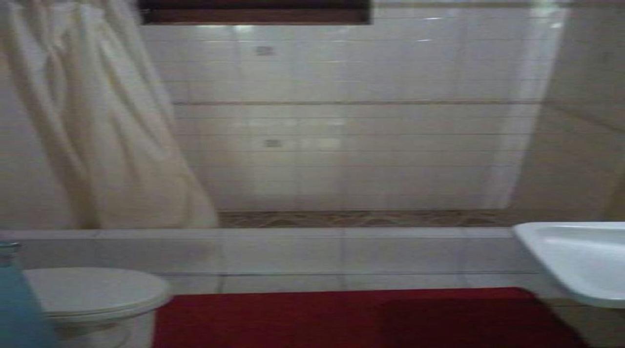 Shades Cottage Guesthouse Blue Hole Екстериор снимка